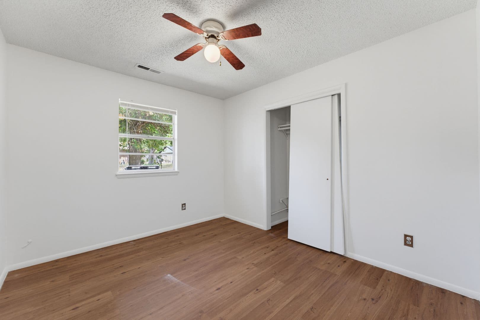 Springdale House: 2501 N Jill Circle