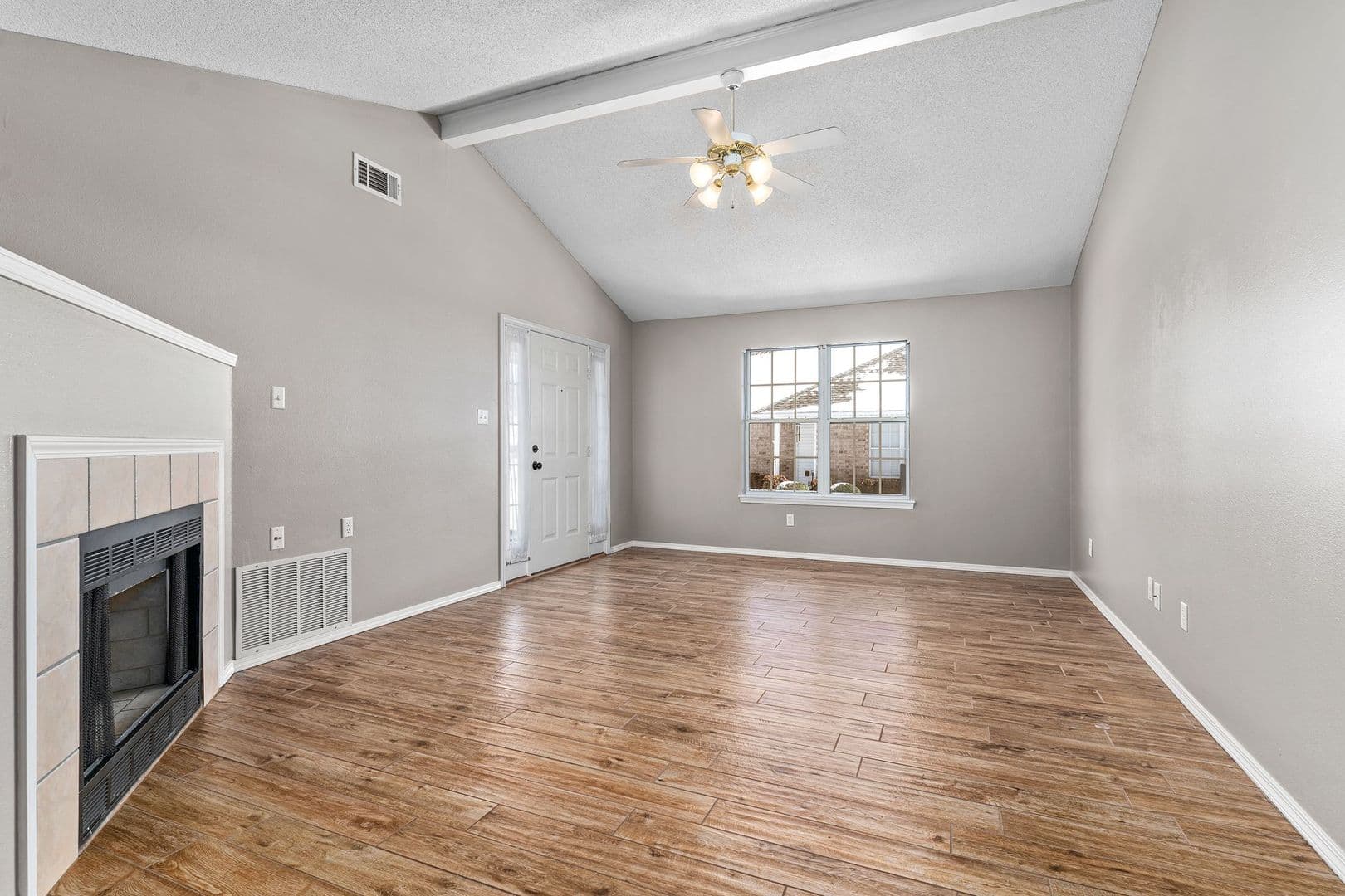 Fort Smith House: 5802 Park Valley Cir.
