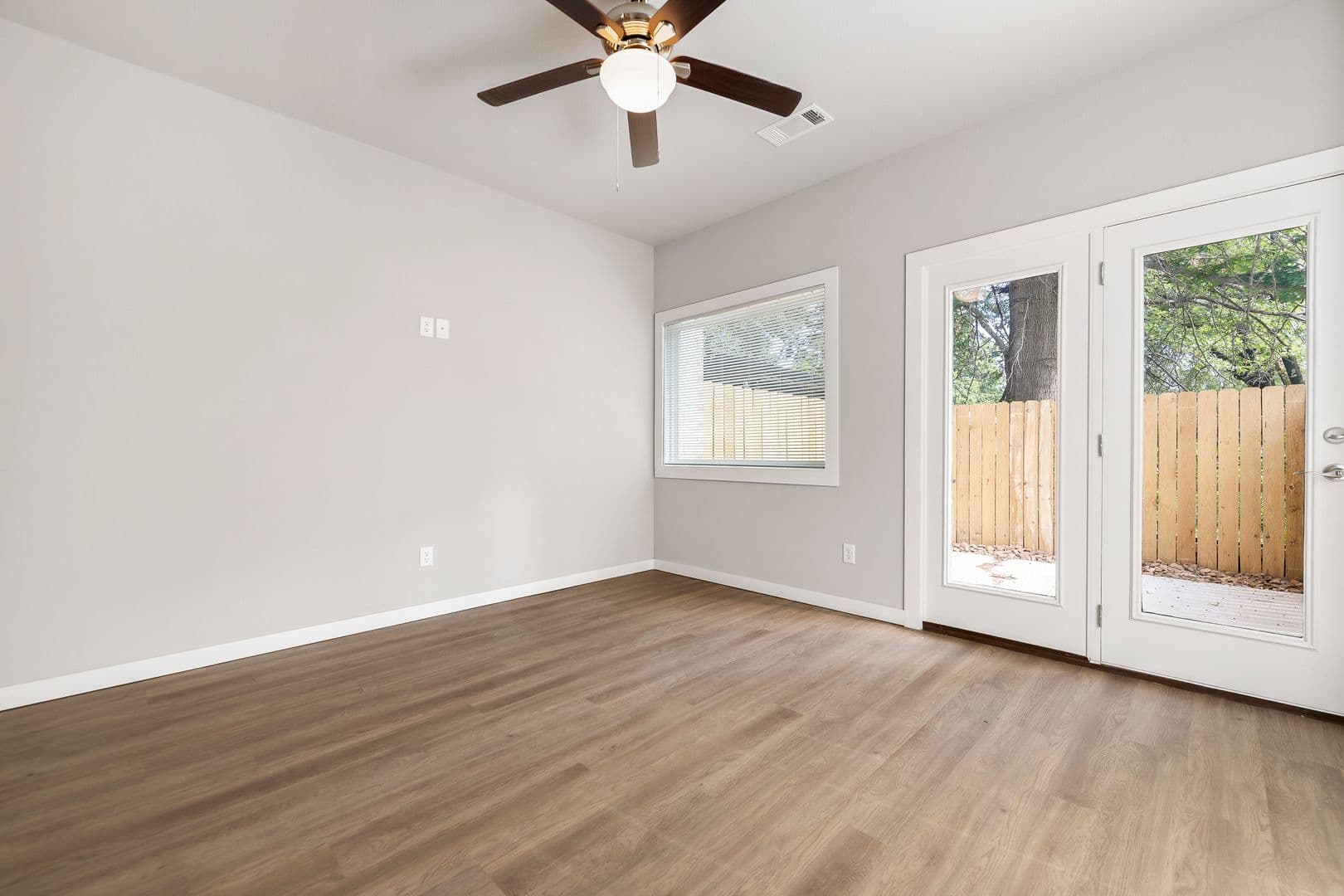 Fayetteville Townhome: 1336 West Avenue - Unit 112