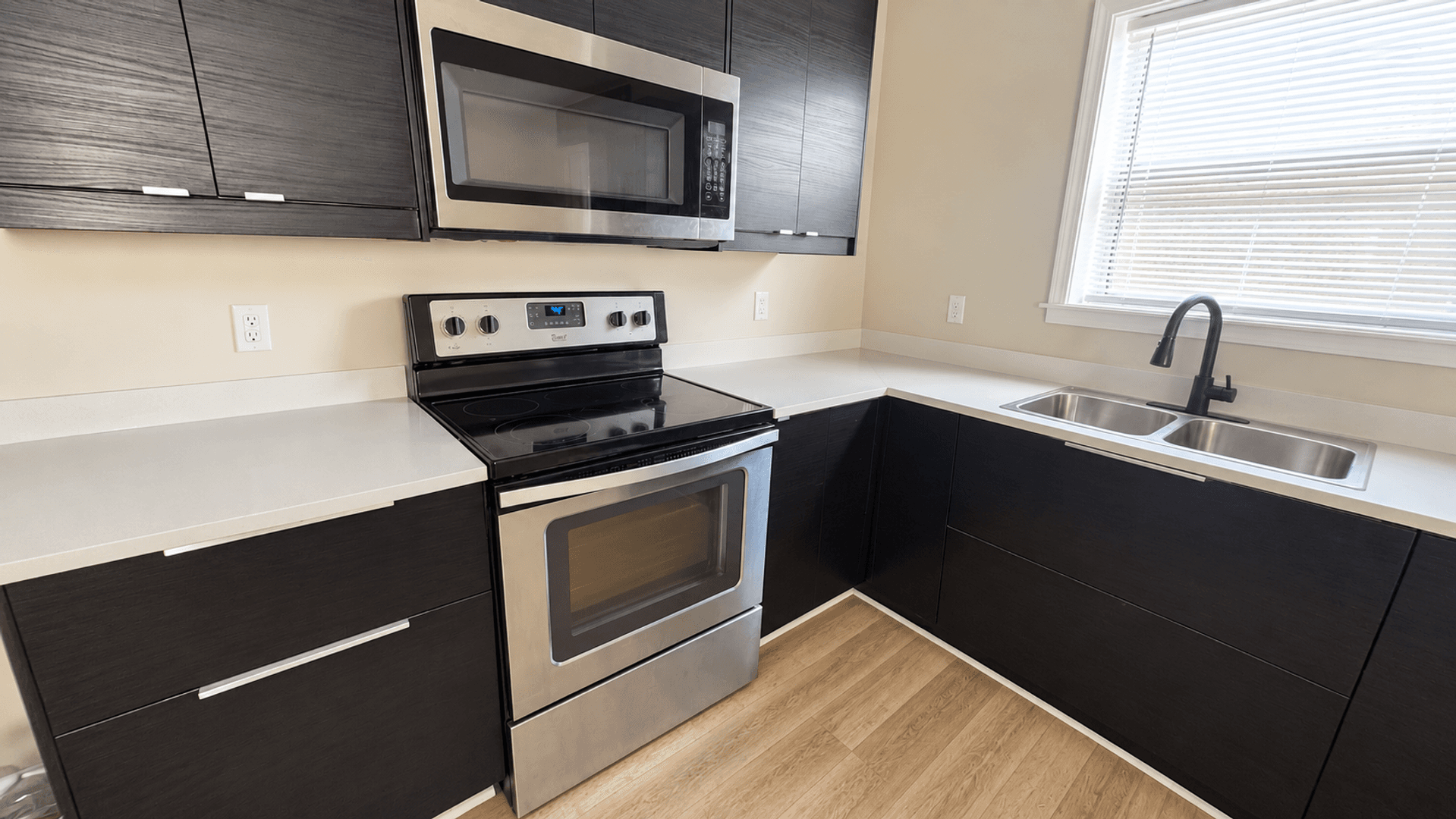 Bentonville House: 2504 Parkcrest Drive