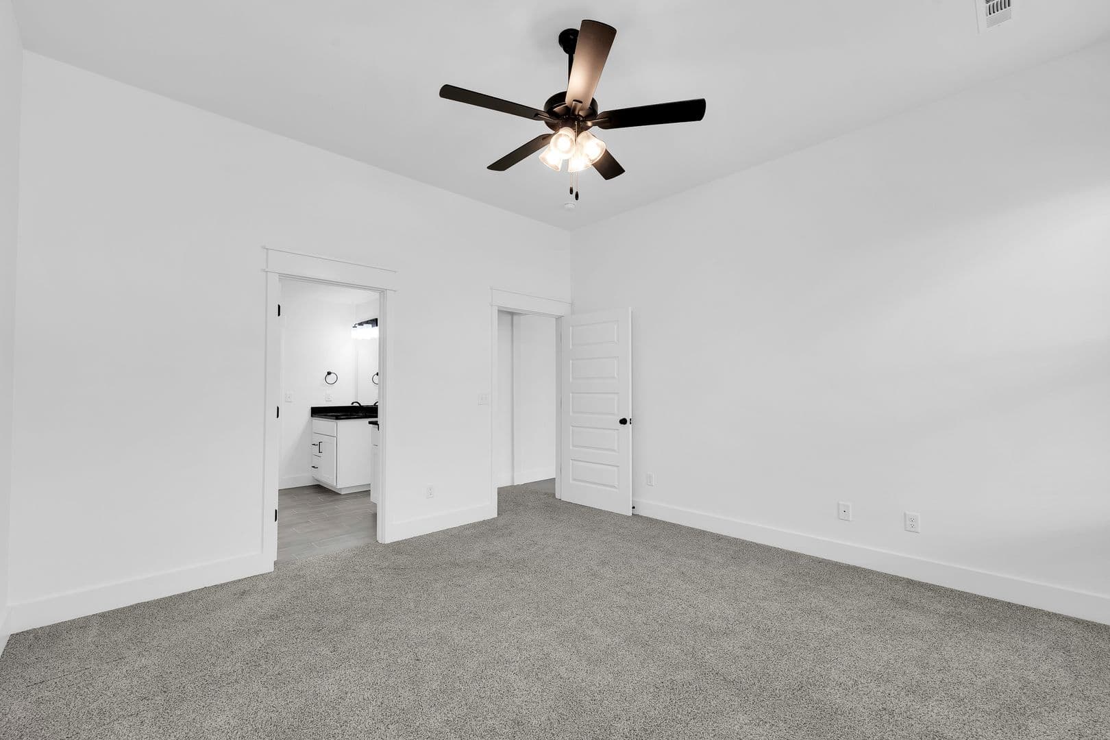 Centerton House: 1410 Emmerson St