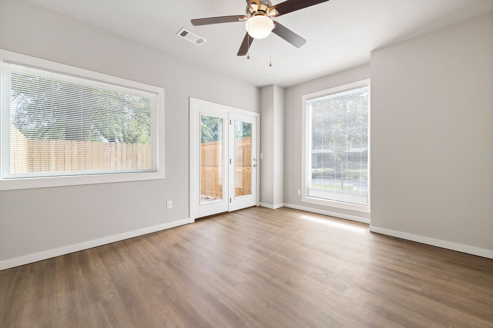 Fayetteville Townhome: 1348 West Avenue - Unit 106