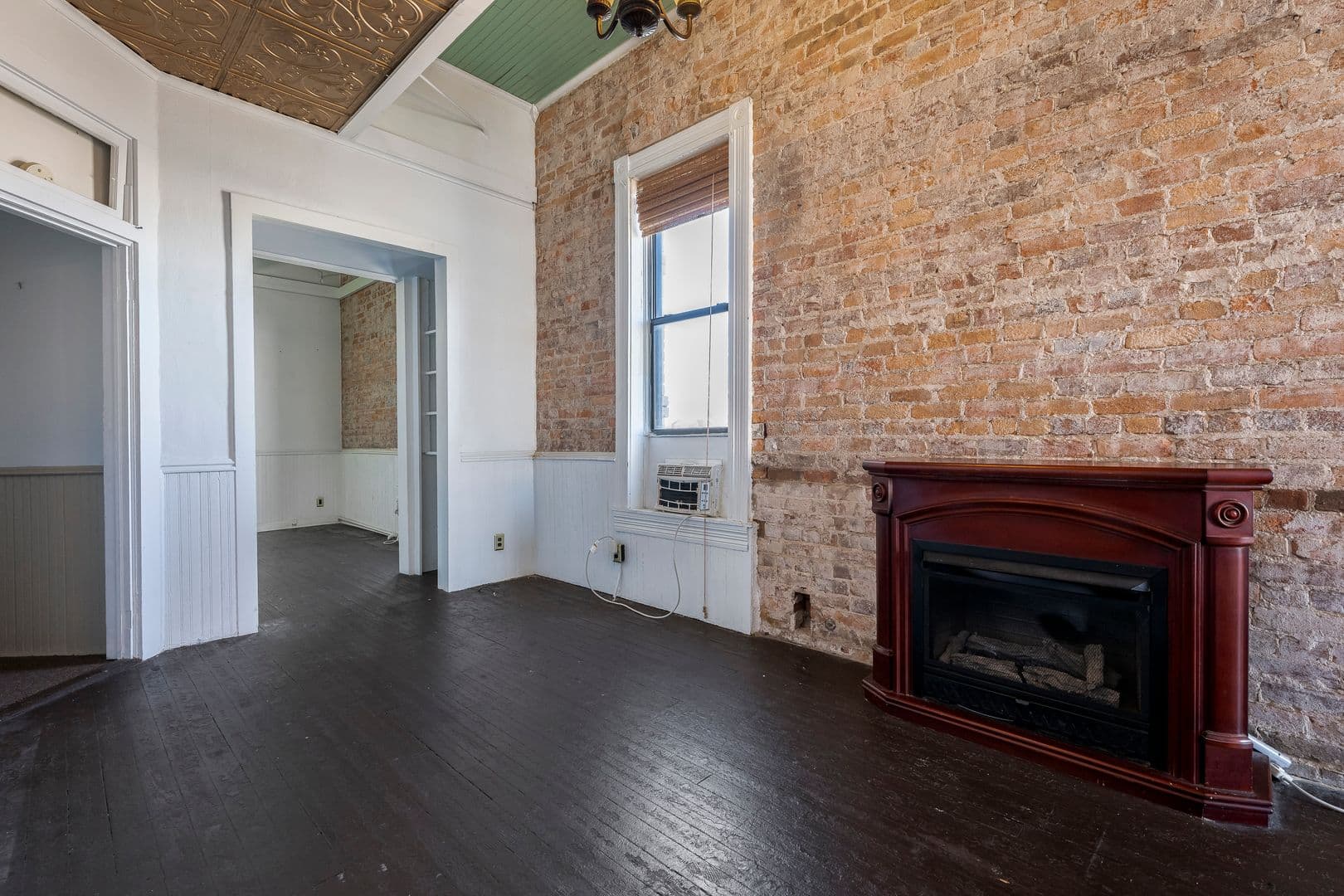 Springdale House: 103 Holcomb St - Joseph Costello