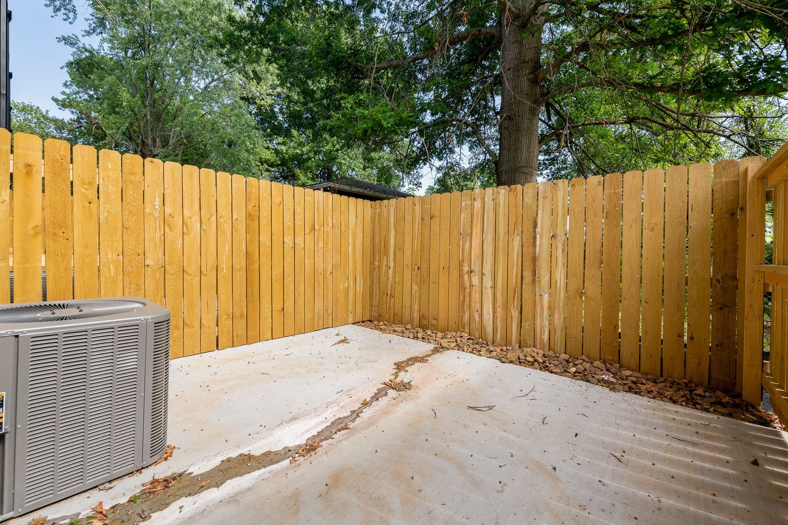 Fayetteville Townhome: 1348 West Avenue - Unit 106