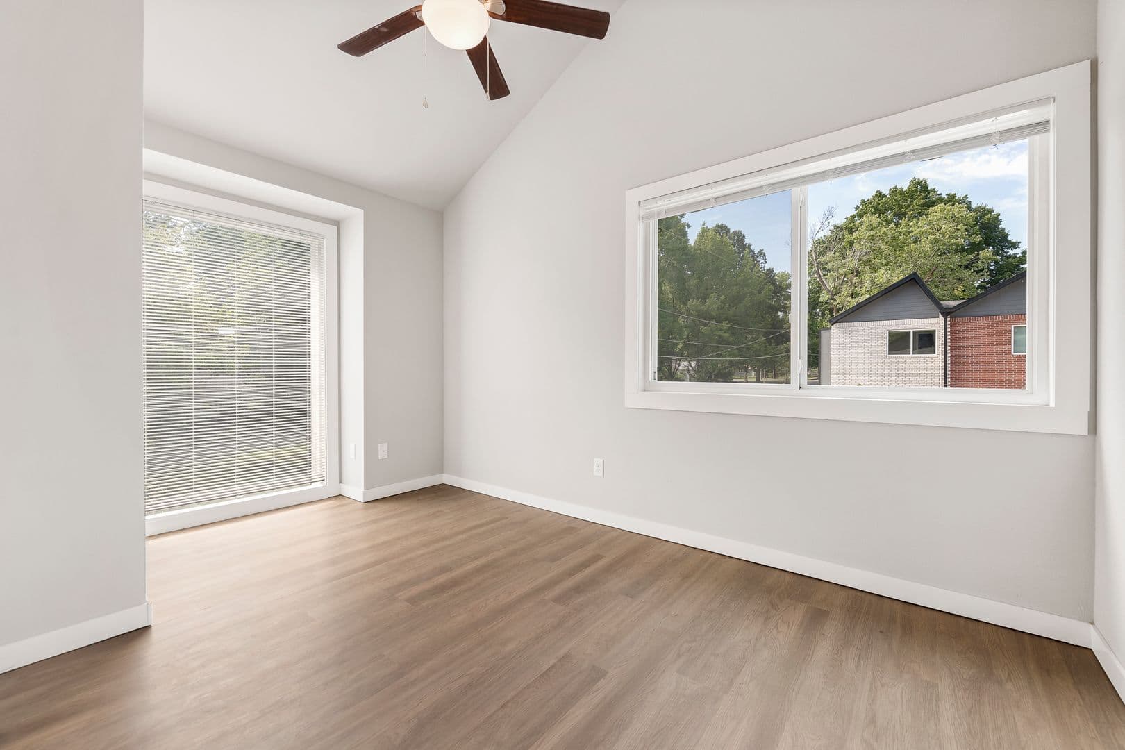 Fayetteville Townhome: 1336 West Avenue - Unit 112