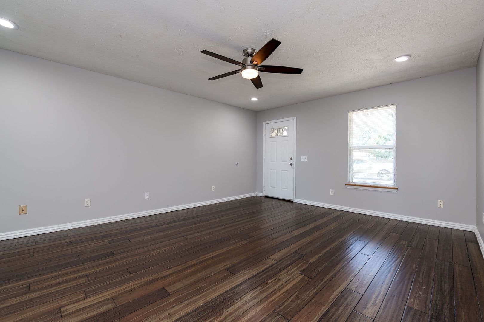 Centerton House: 428 Southland Street