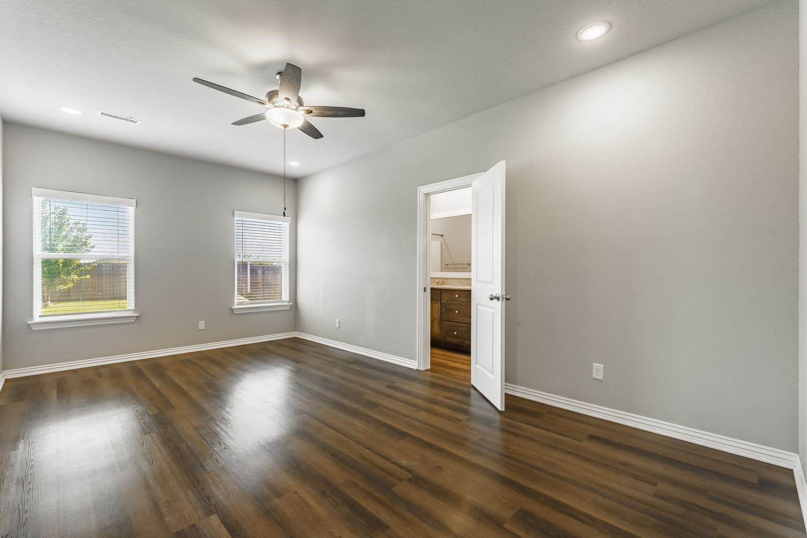 Centerton House: 241 Williams Court