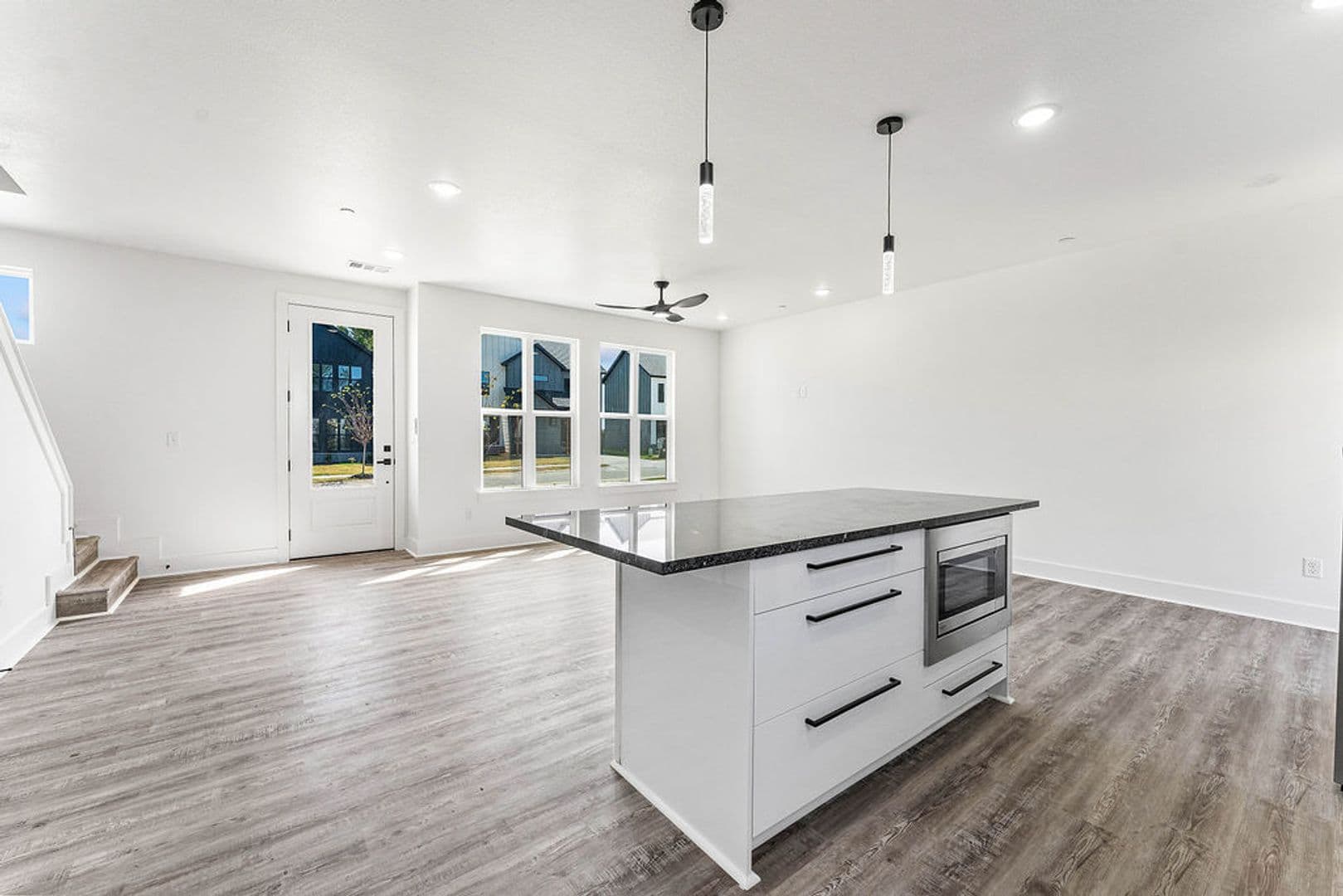 Rogers House: 2603 W BERKELEY AVE