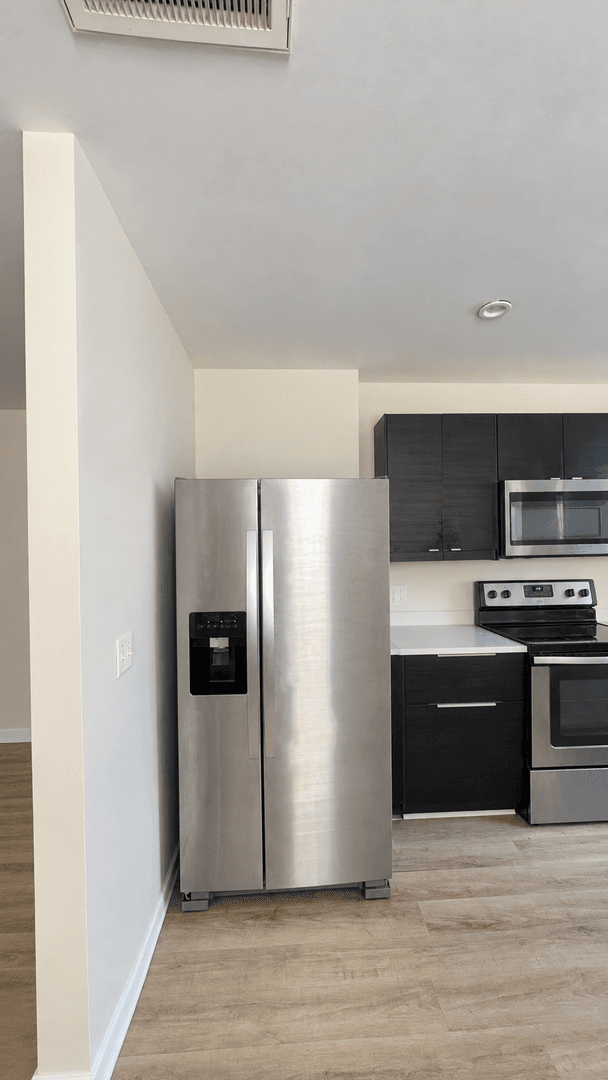 Bentonville House: 2504 Parkcrest Drive