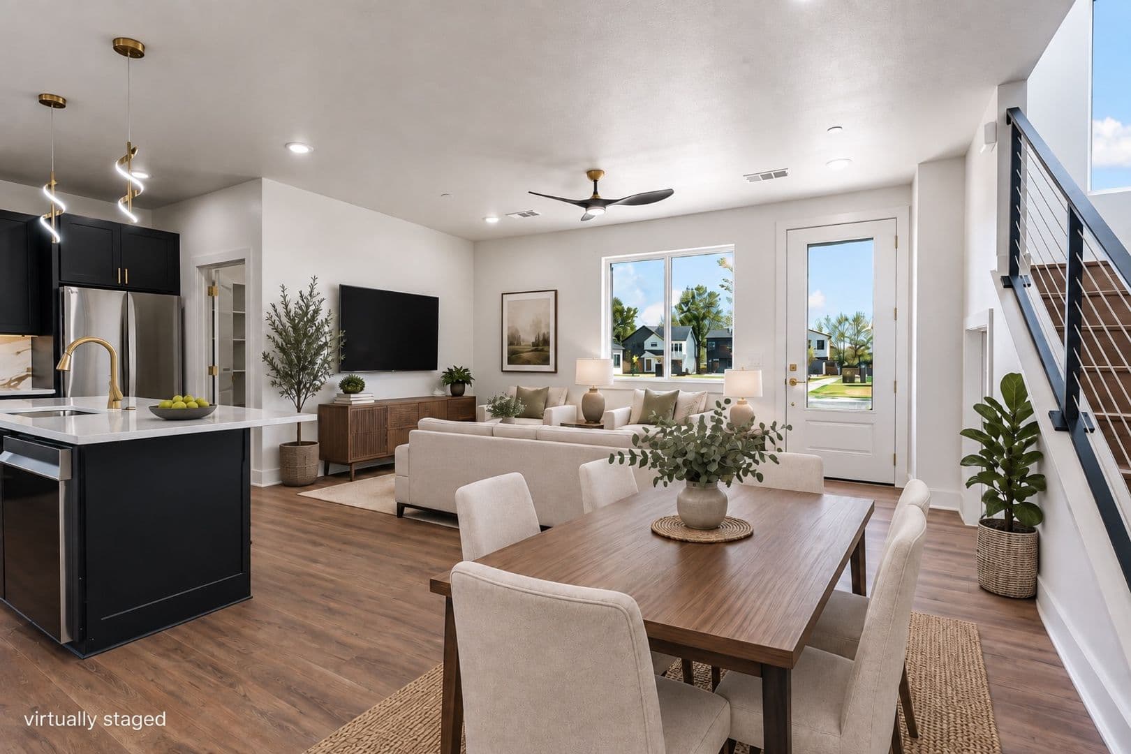 Rogers House: 2611 W BERKELEY AVE