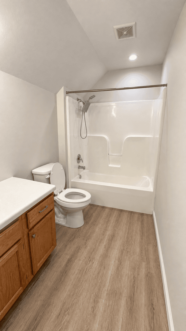 Bentonville House: 2504 Parkcrest Drive