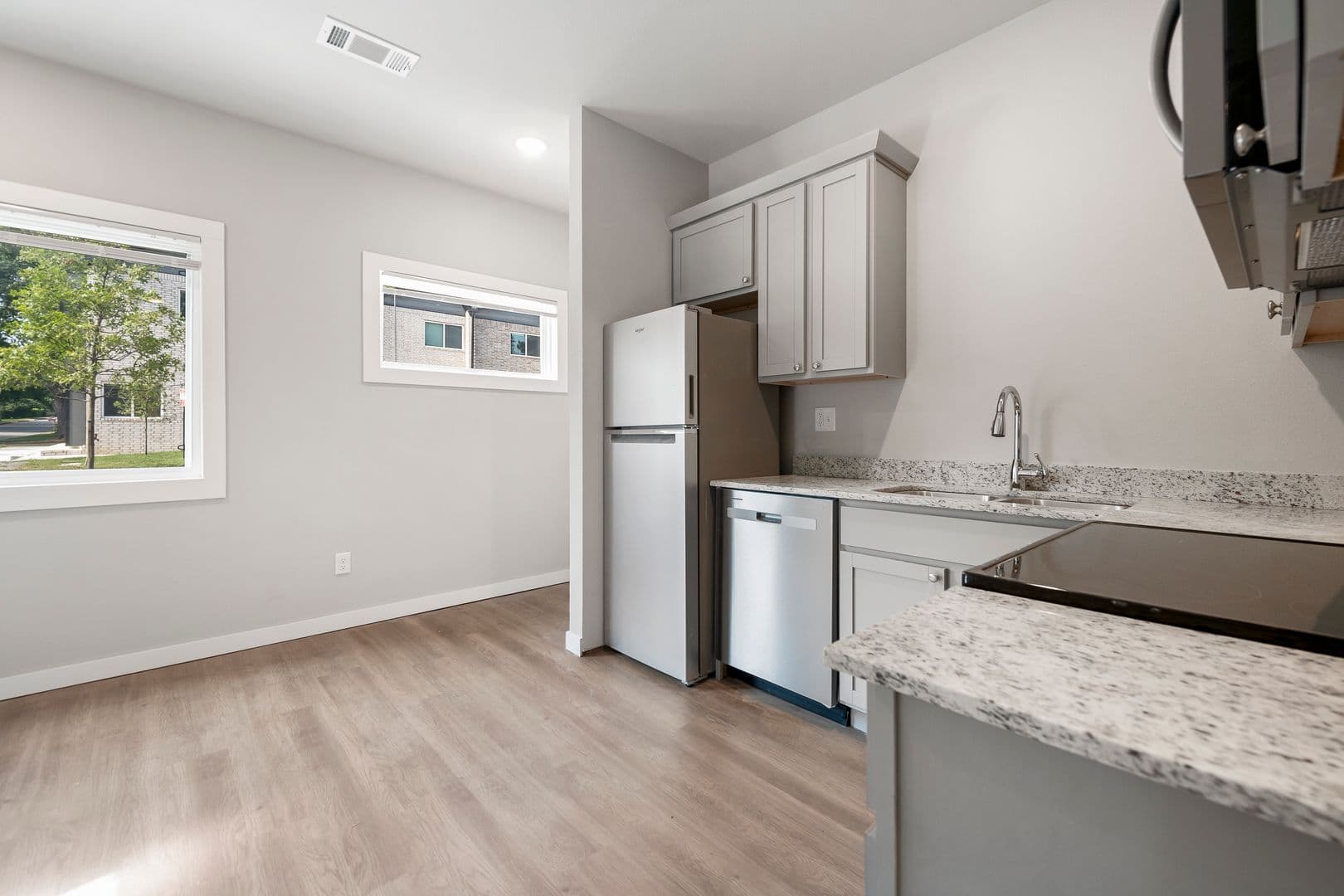 Fayetteville Townhome: 1336 West Avenue - Unit 111