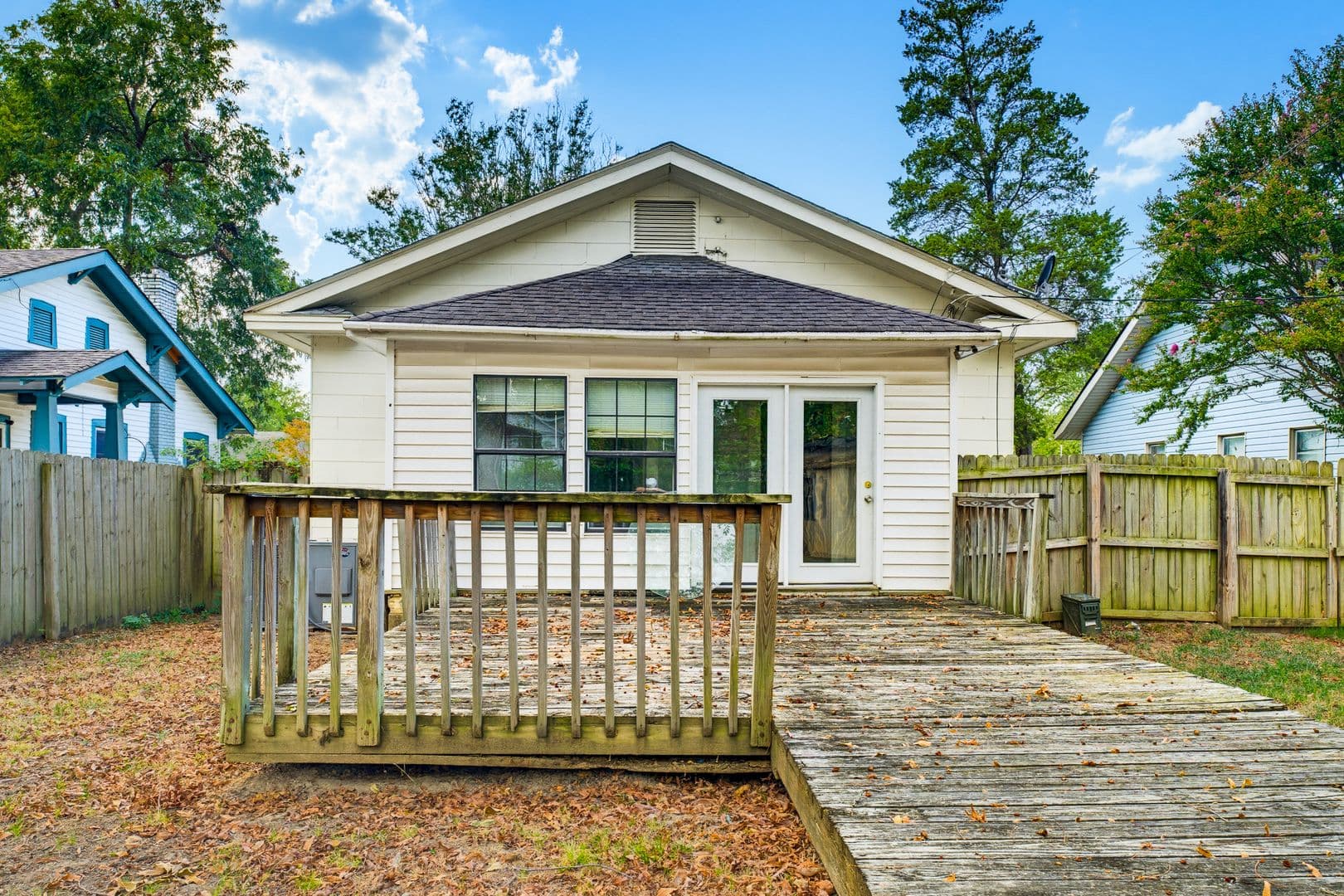 Fort Smith House: 630 Clifton Ct