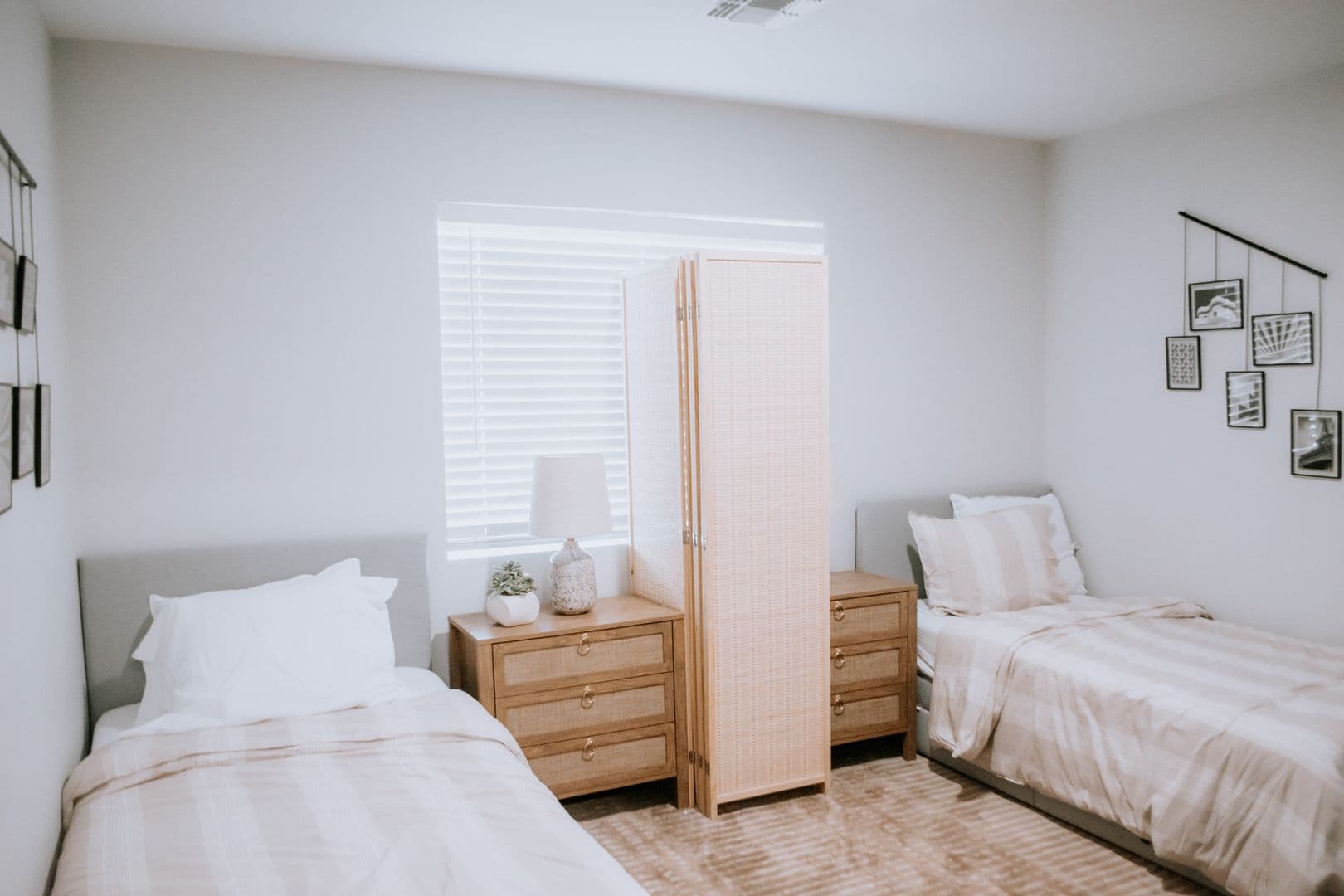 Phoenix Apartment: 13230 N 22nd St