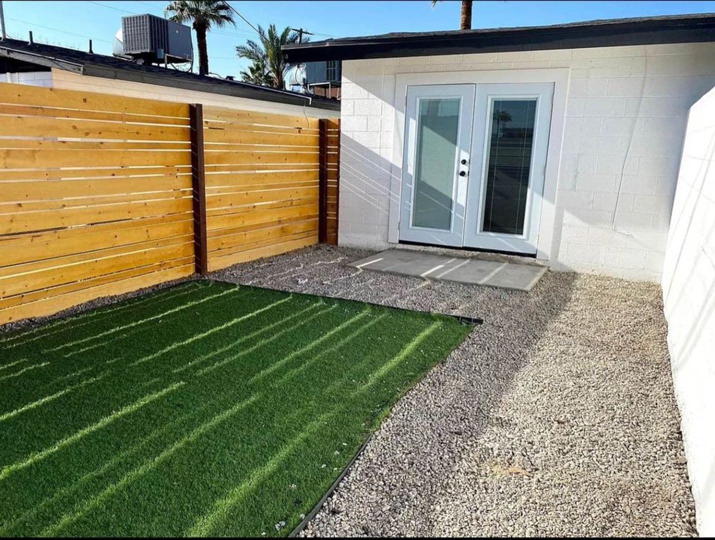 Phoenix Apartment: 4041 East Belleview Street