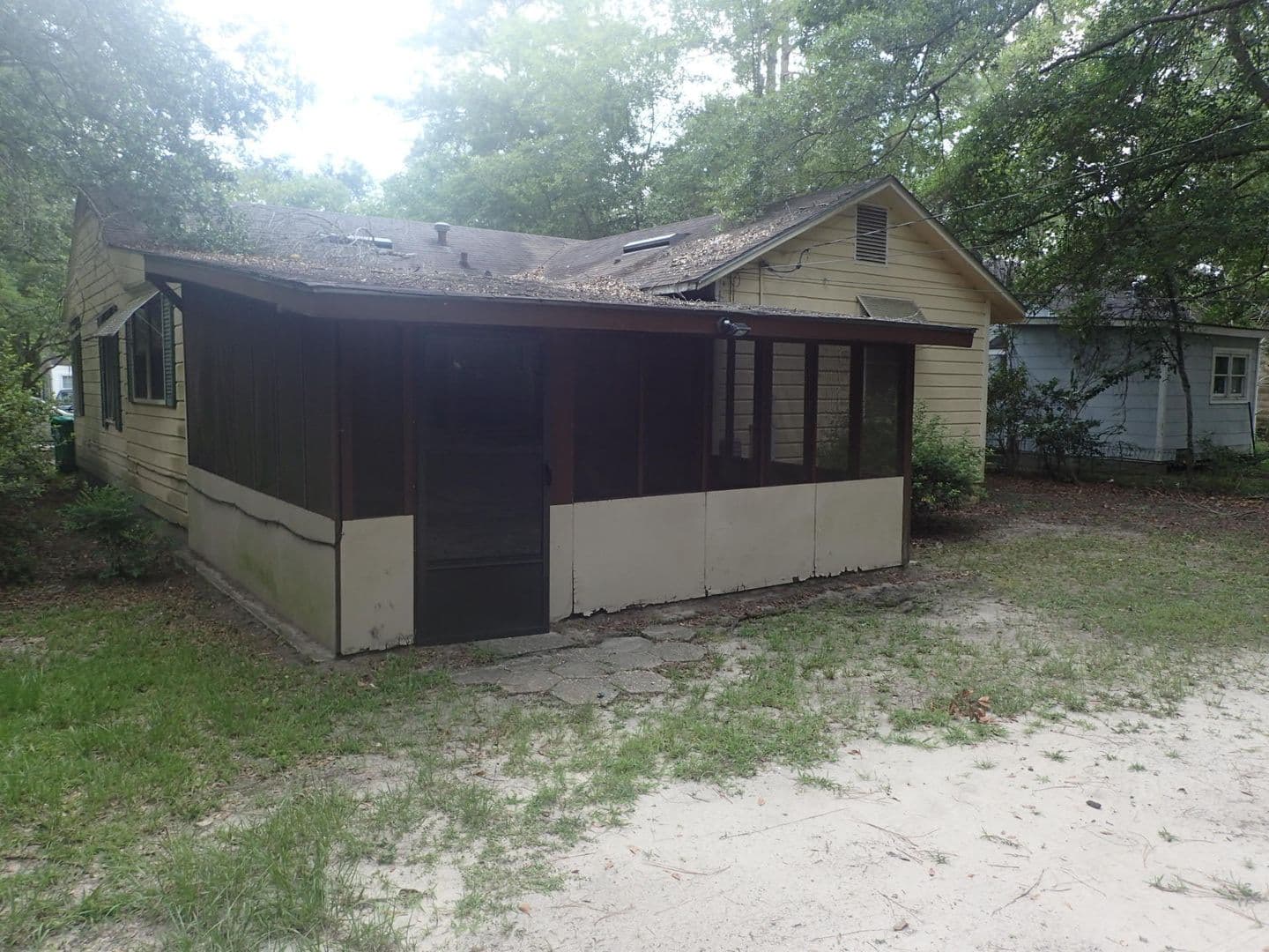 Valdosta House: 1808 Charlton St