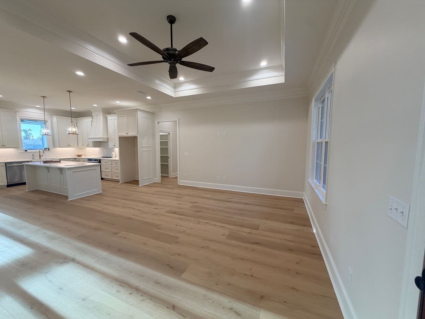 Lake Park House: 5635 Schoolhouse Pond Rd. *