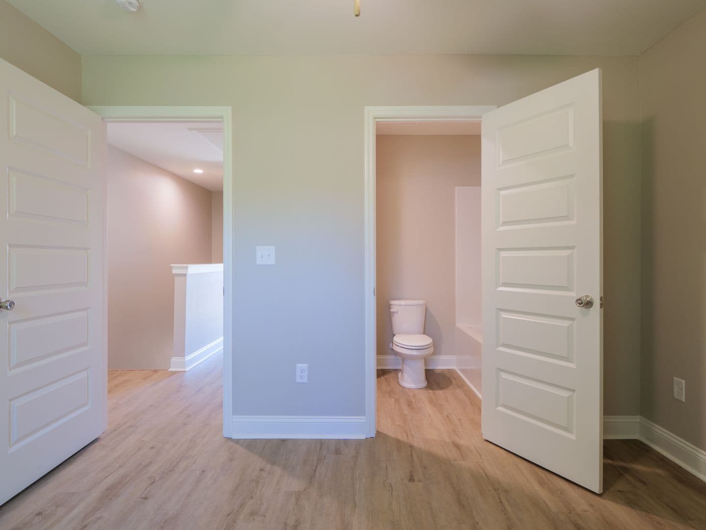 Sparks Apartment: 203 S. Goodman St*