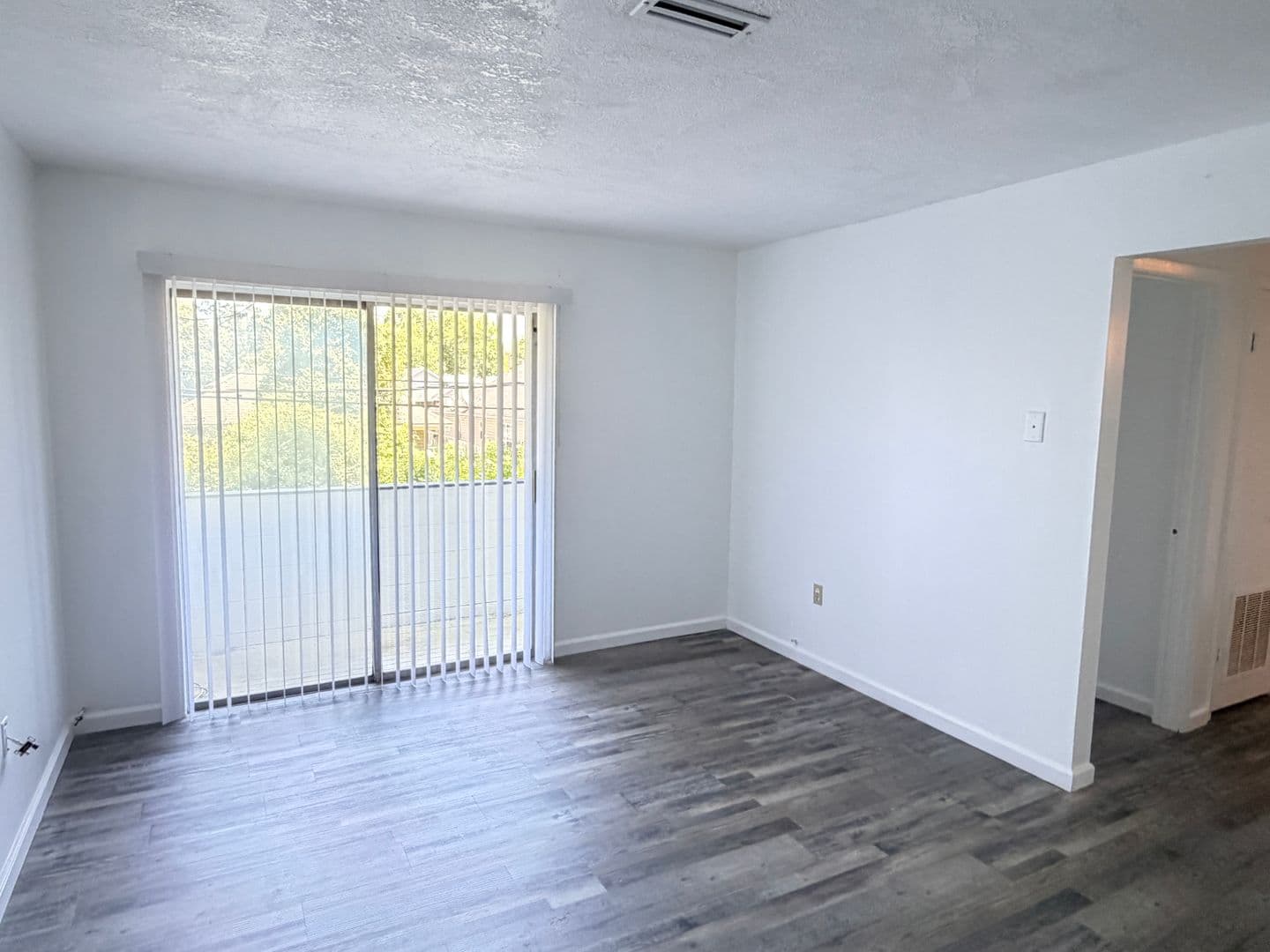 Valdosta Apartment: 4114 Oak Dr. - #3