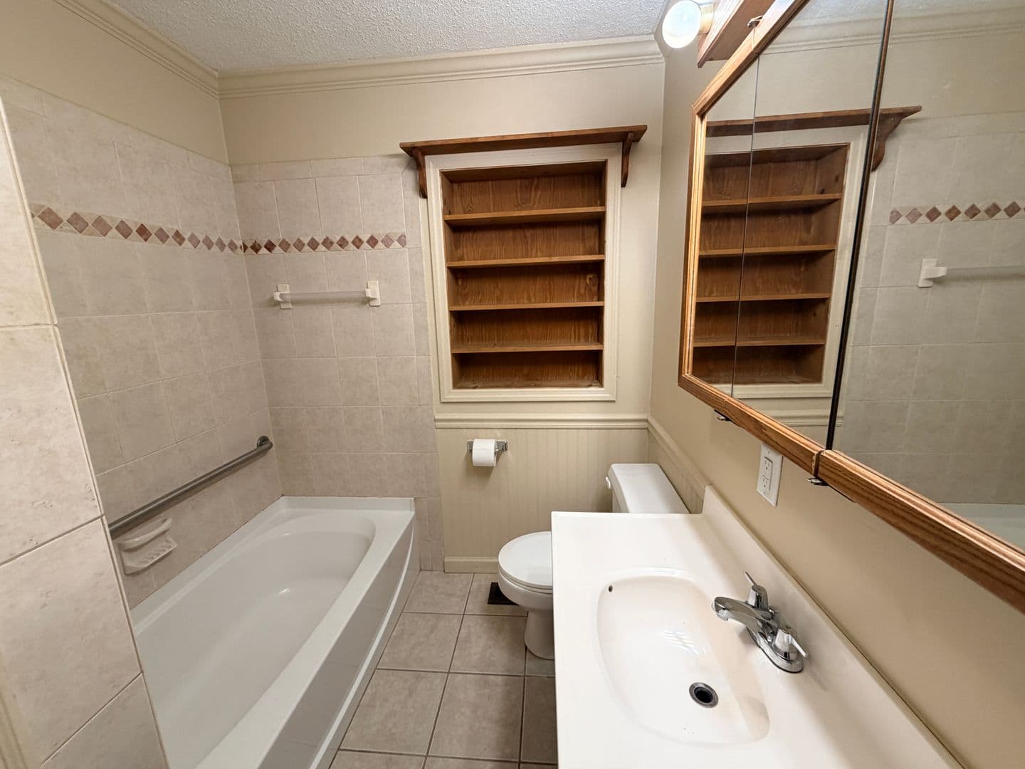 Valdosta House: 1314 McRee Dr. *
