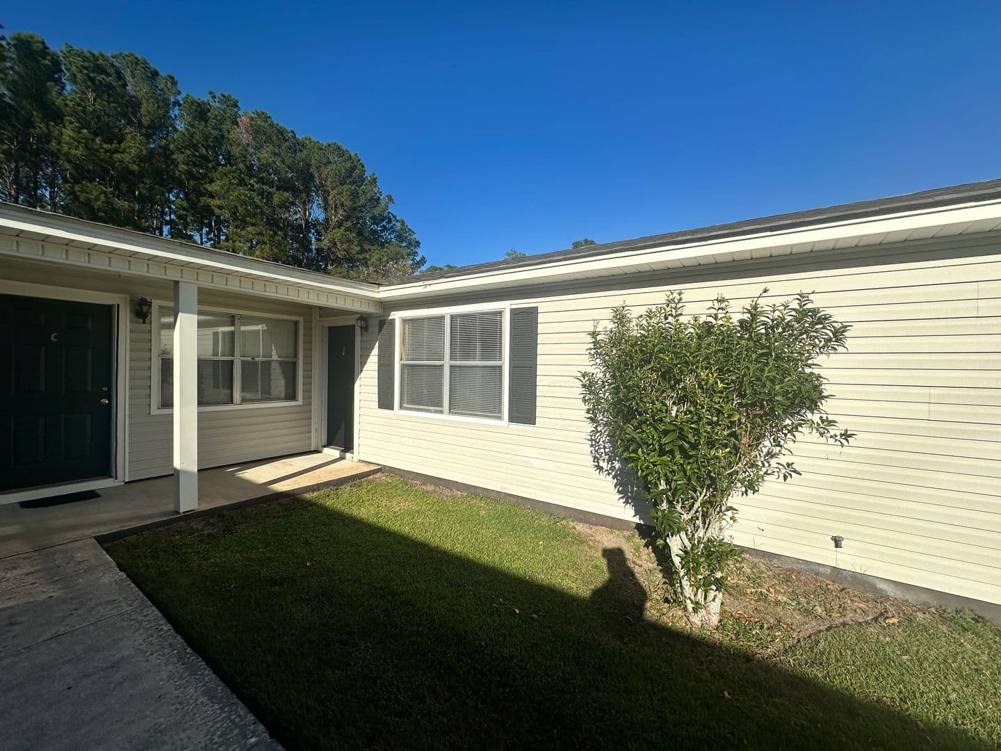 Hahira Apartment: 509 E. Main St. * - 911 - D