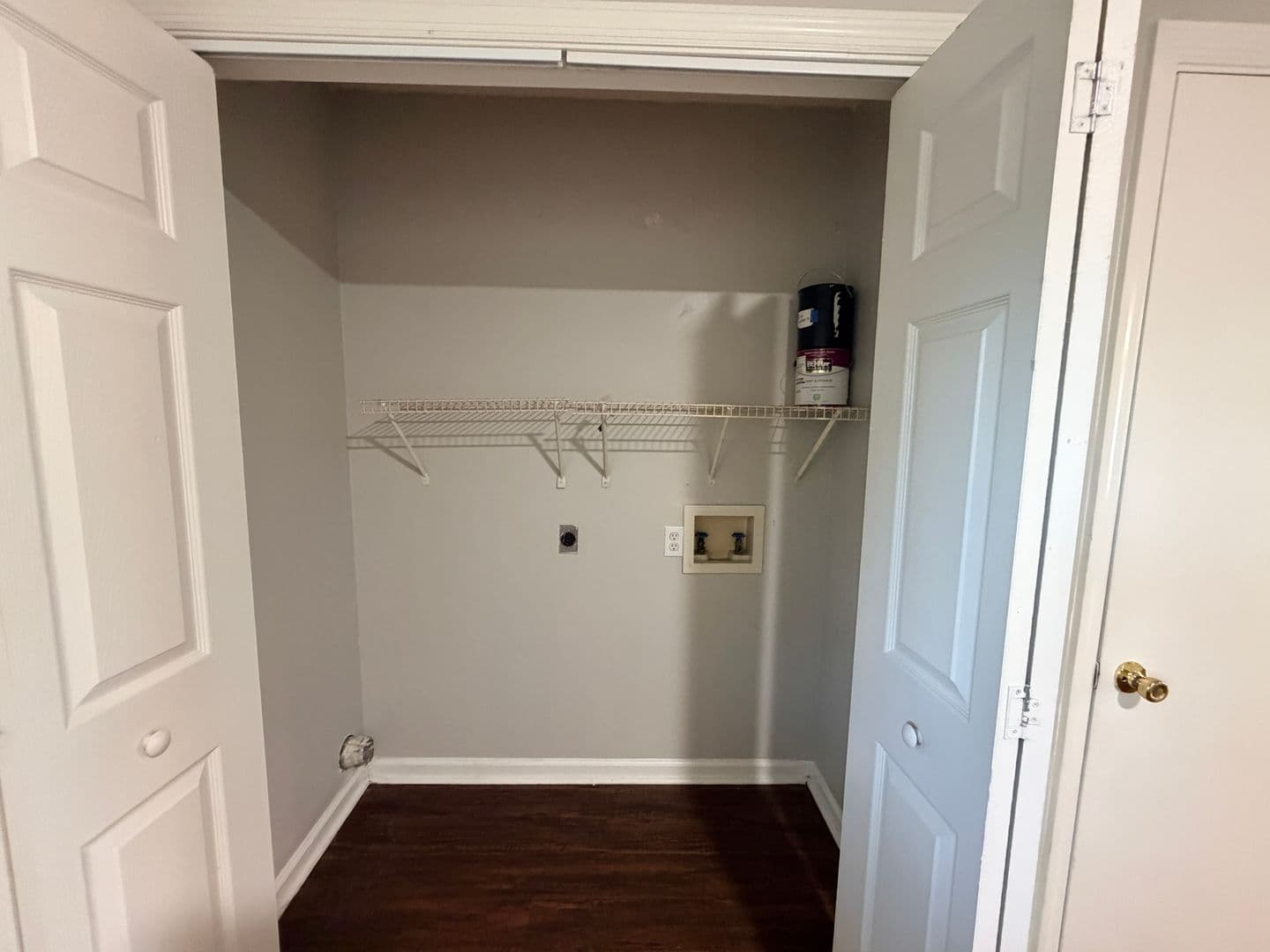 Hahira Apartment: 415 S. Hagan Bridge Rd. * - F11