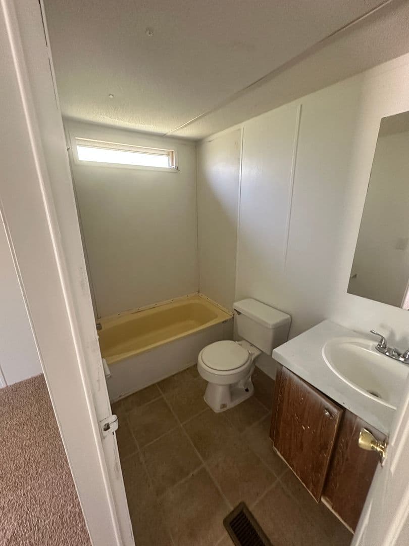 Hahira House: 6488 Cowart Circle