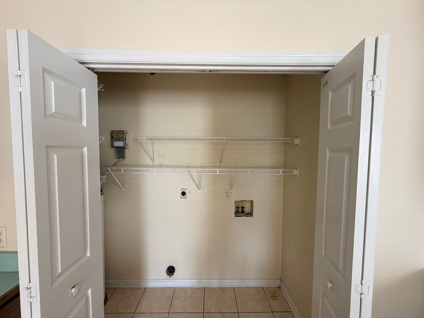 Valdosta House: 377 Pinedale Cir*