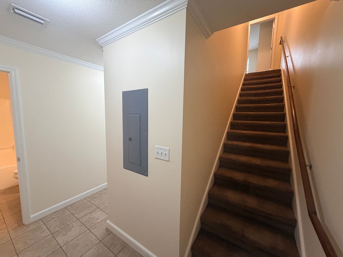 Valdosta Apartment: 1704 N Patterson St. * - #8
