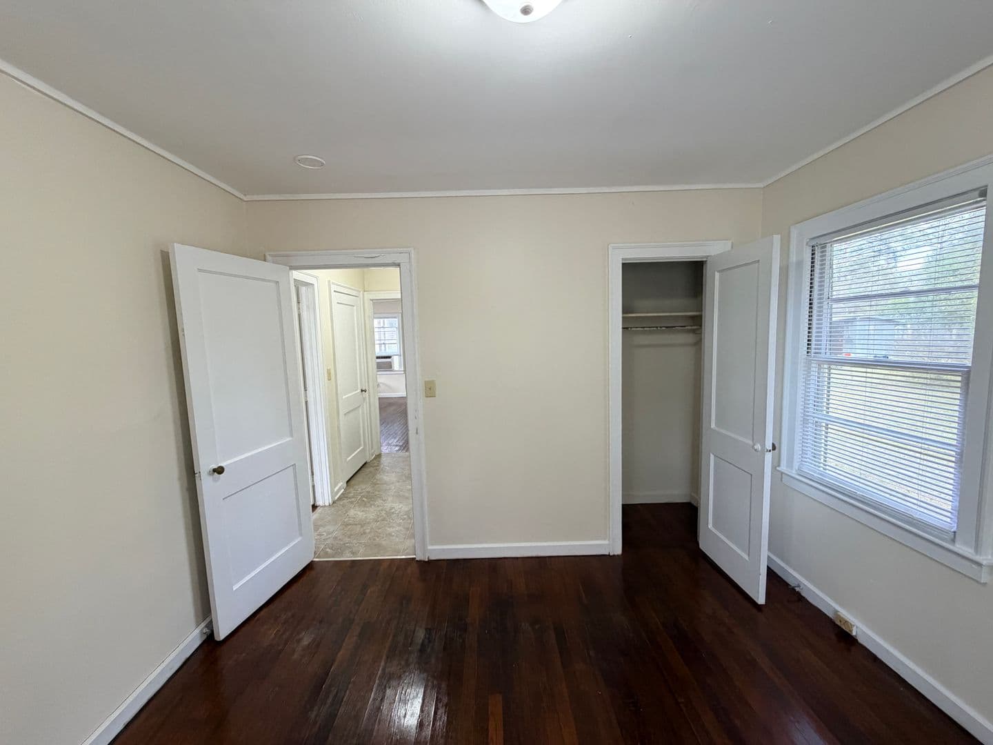 Valdosta House: 1701 N Troup Street*