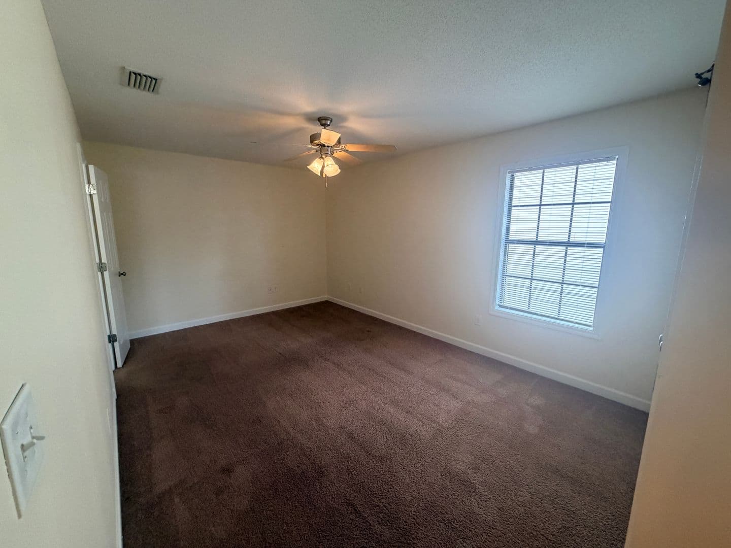 Valdosta Apartment: 1704 N Patterson St. * - #8