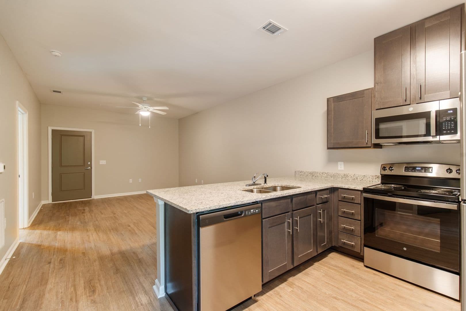 Valdosta Apartment: 1023 W. Gordon  - A4