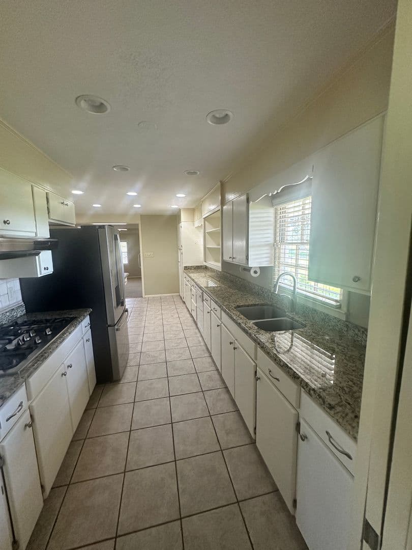 Valdosta House: 4742 Cat Creek Rd *