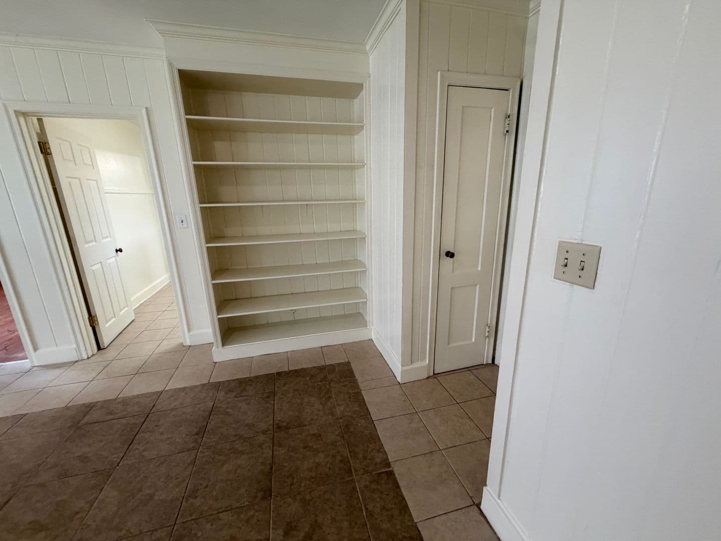 Valdosta Apartment: 114 High Street
