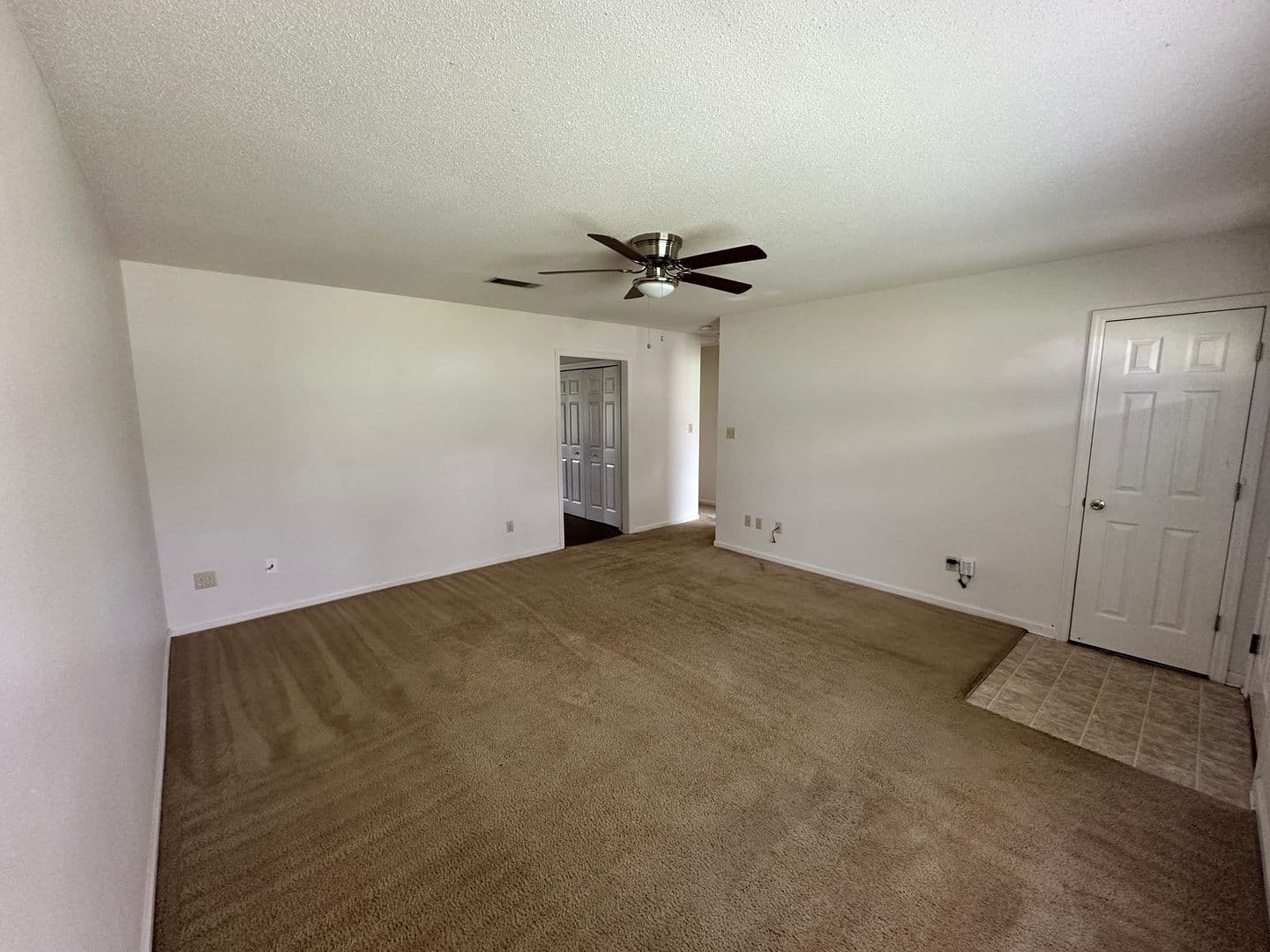 Valdosta House: 6119 B Vinnie Dr