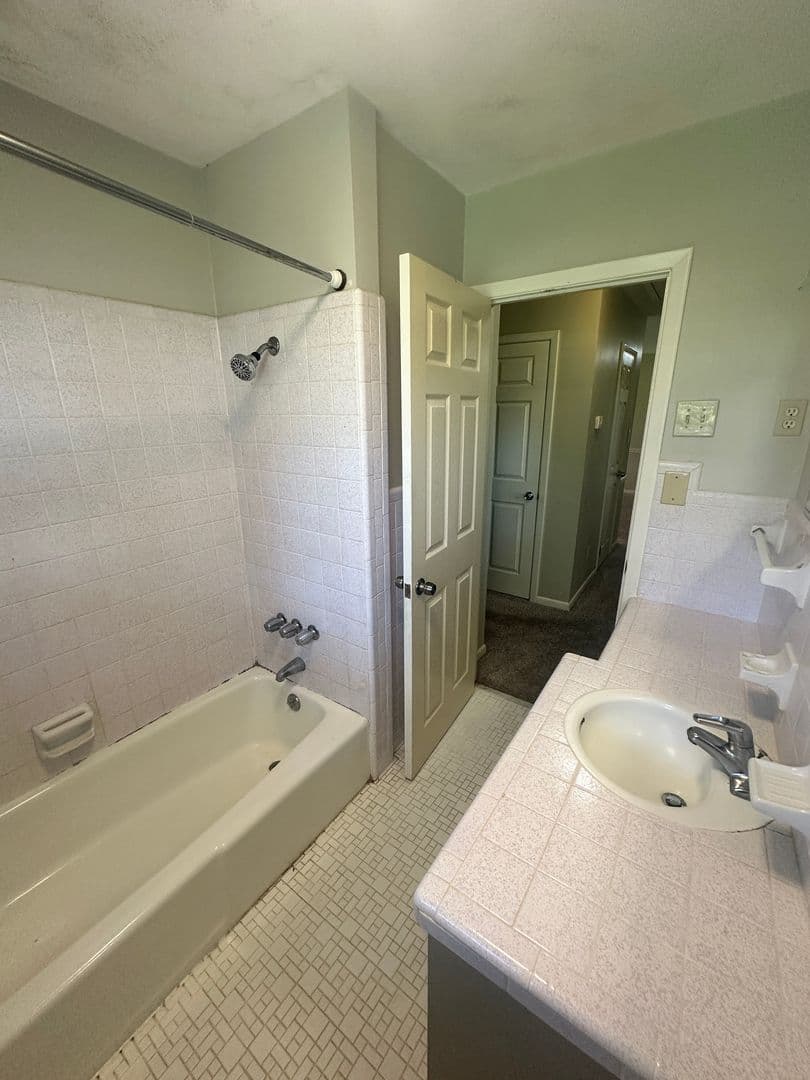 Valdosta House: 4742 Cat Creek Rd *