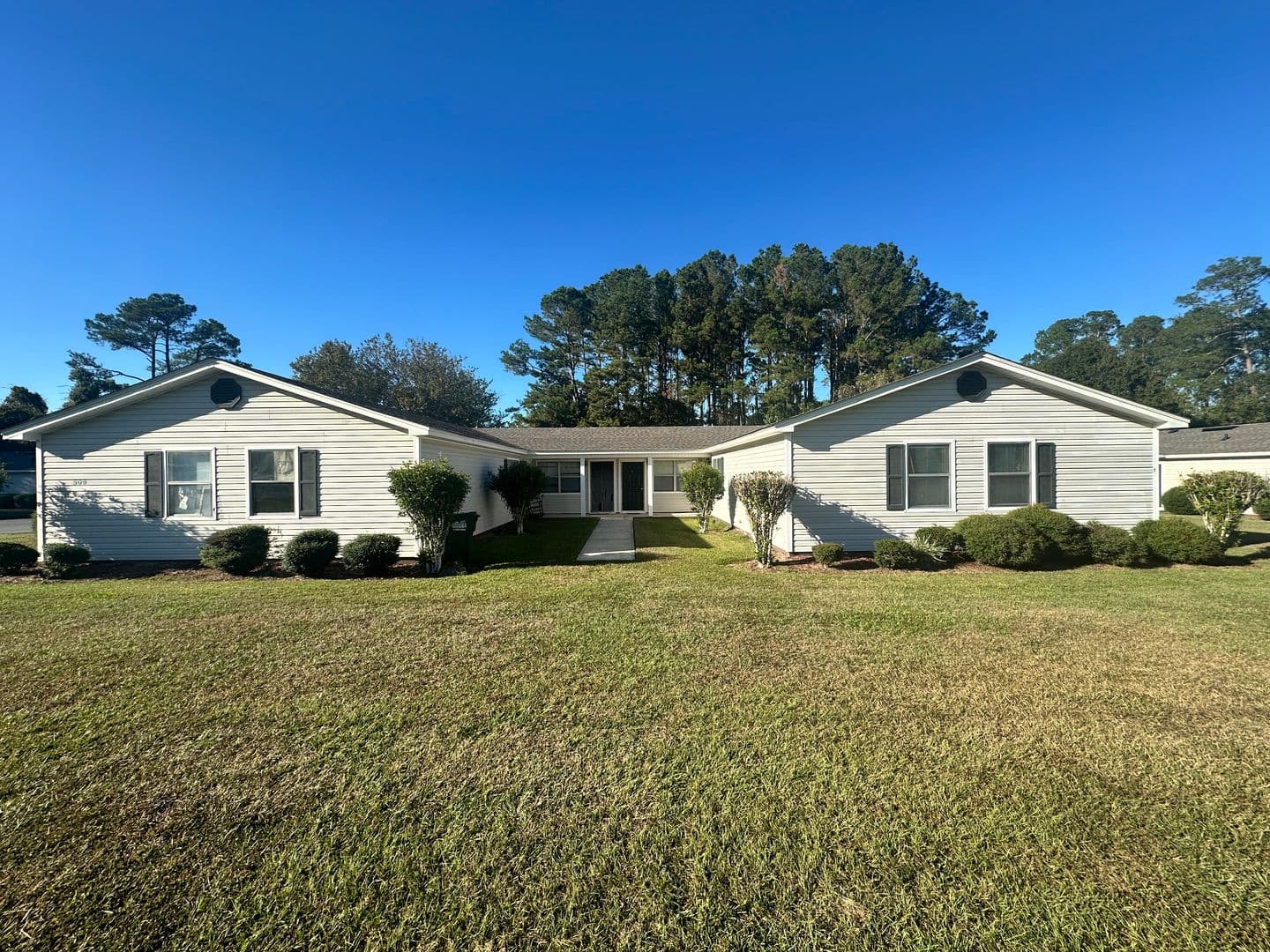 Hahira Apartment: 509 E. Main St. * - 911 - D