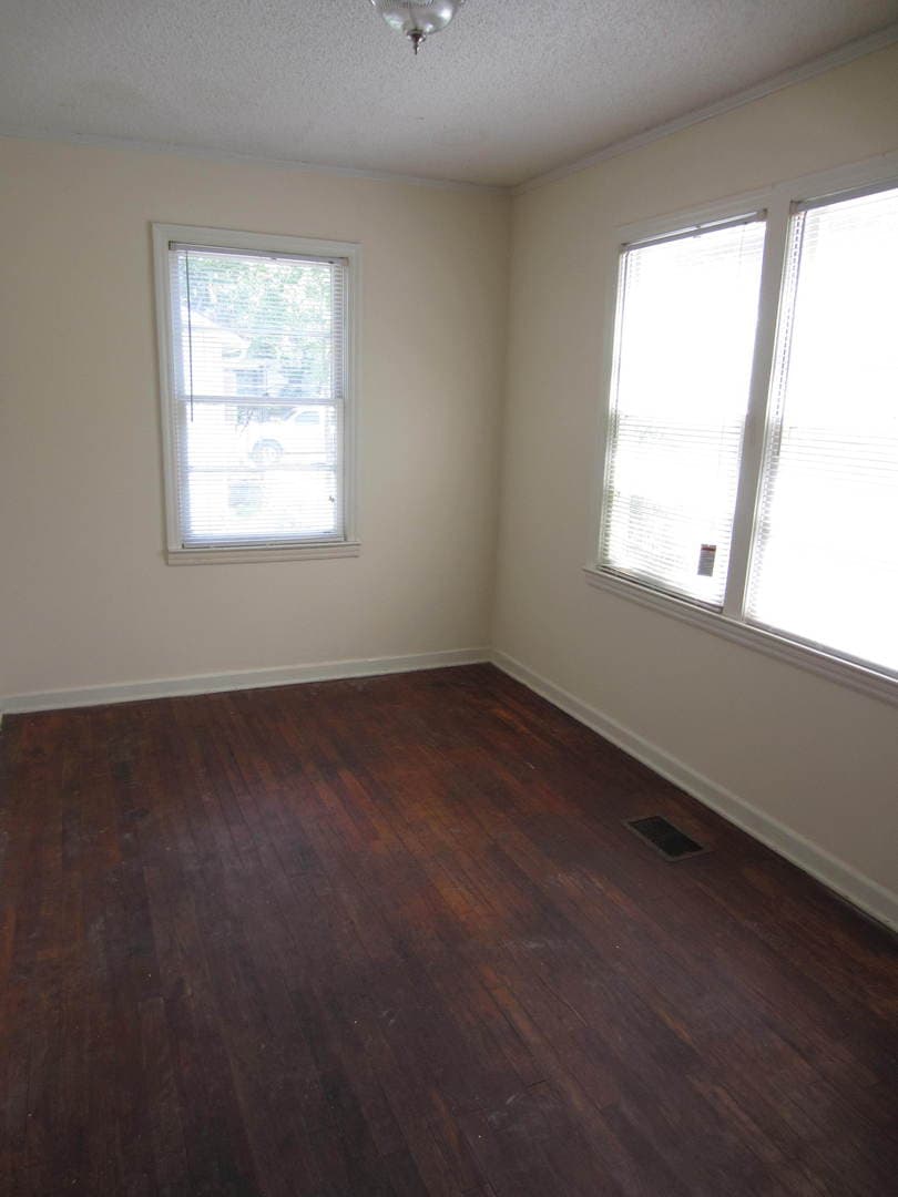 Valdosta House: 1508 Iola Drive*