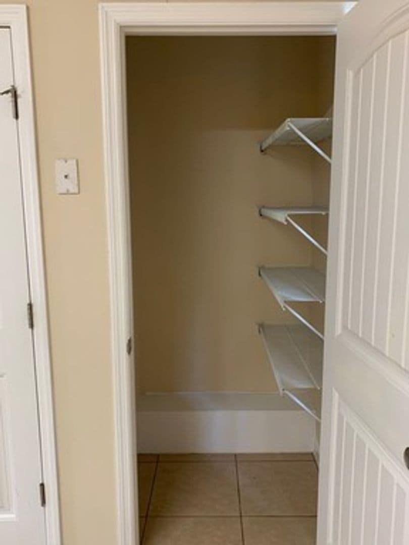 Valdosta House: 358 Brookfield Road*