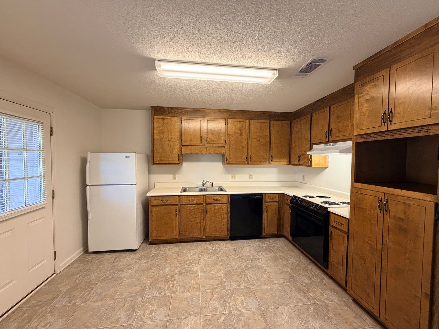 Valdosta House: 2206 A Pulaski Cir