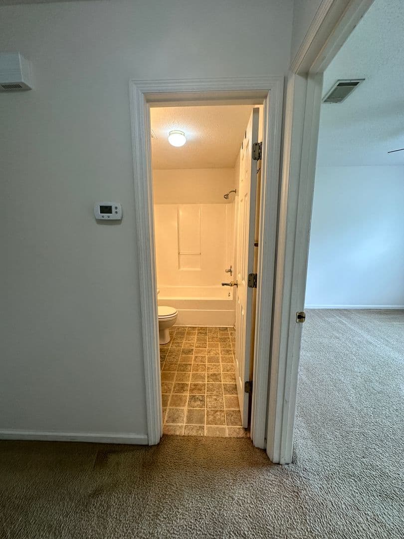 Valdosta House: 6119 B Vinnie Dr