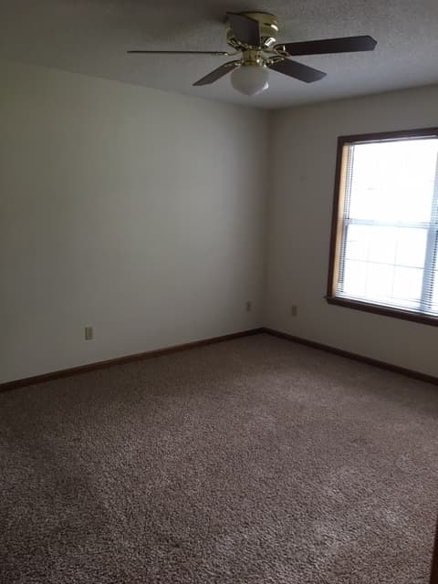 Valdosta Apartment: 2308 B Pineview Drive