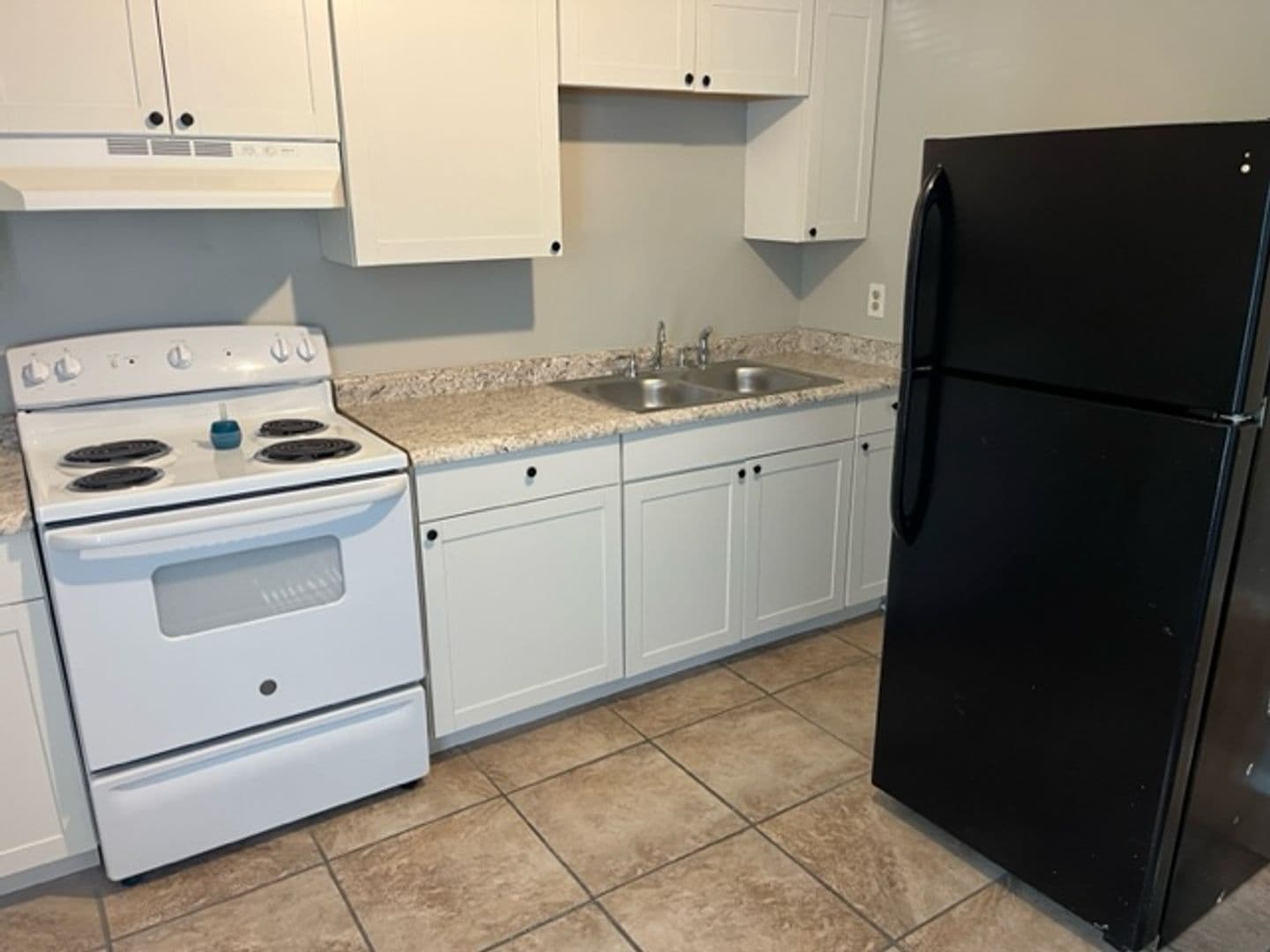 Valdosta Apartment: 1616 E. Moore St