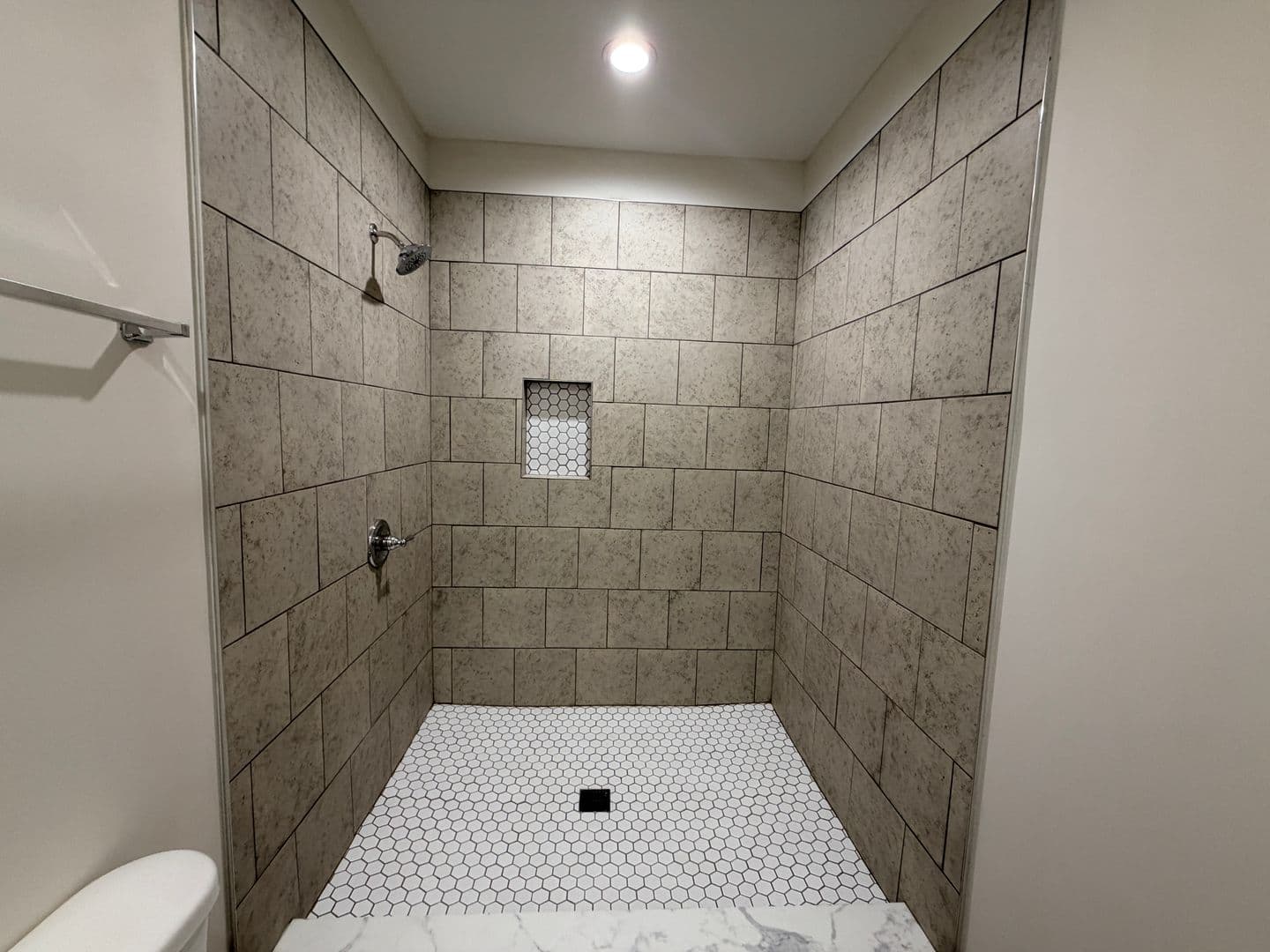Nashville Apartment: 719 Dawn Dr. * - A