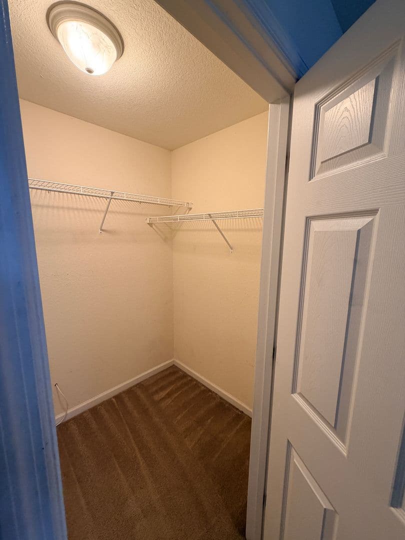 Valdosta Apartment: 1704 N Patterson St. * - #4