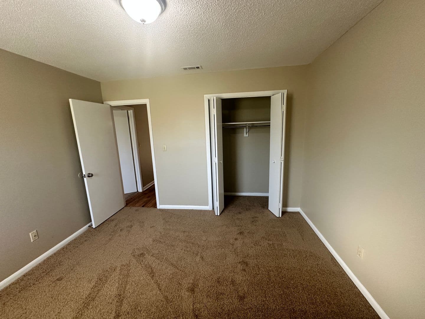 Hahira Apartment: 509 E. Main St. * - 911 - D