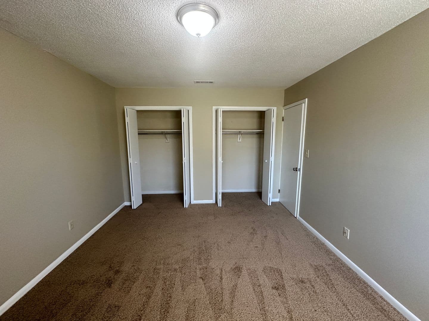 Hahira Apartment: 509 E. Main St. * - 911 - D