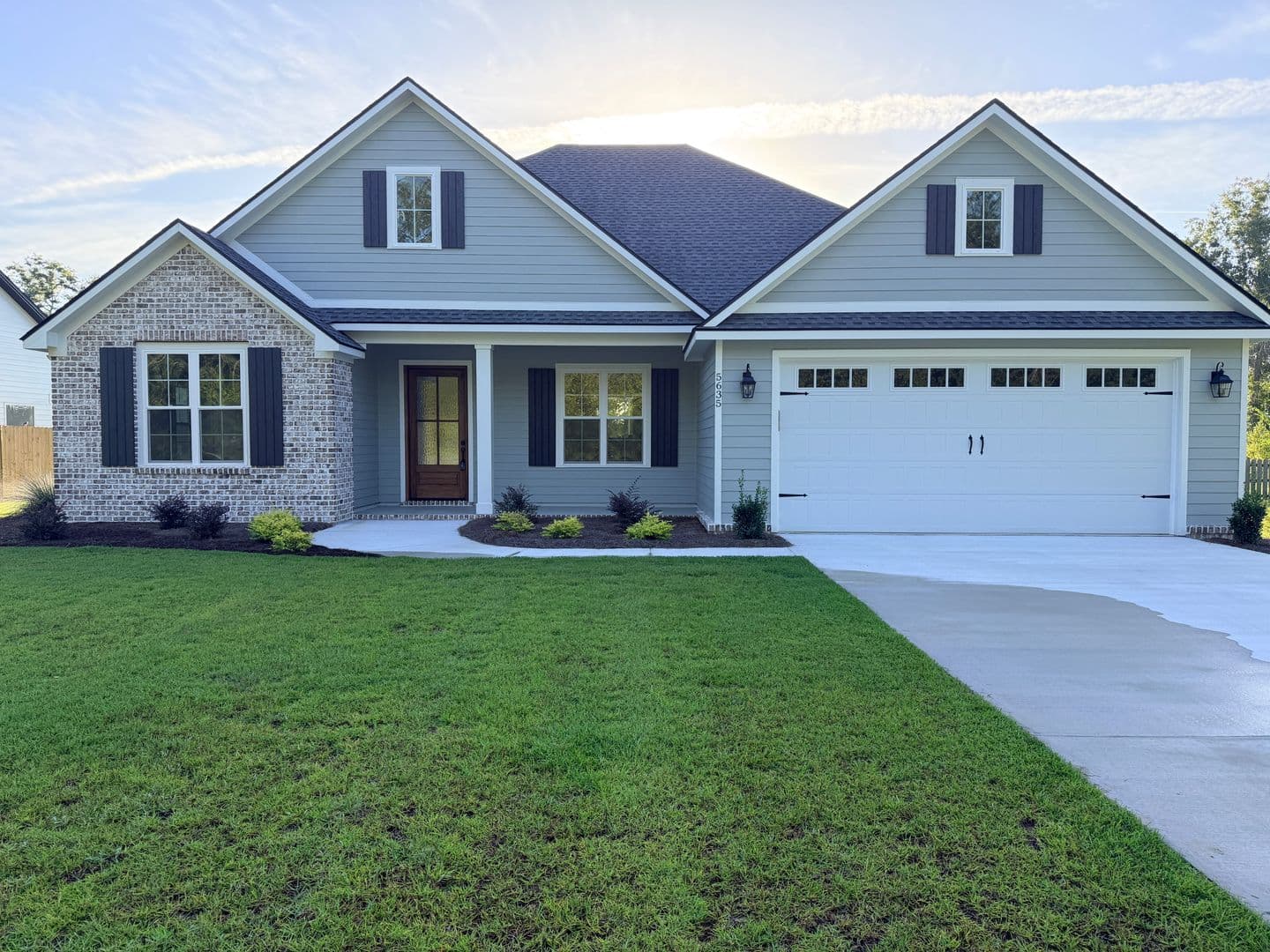 Lake Park House: 5635 Schoolhouse Pond Rd. *