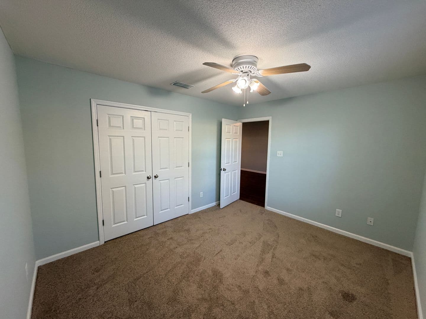 Hahira Apartment: 103 S. West St * - 934 - C