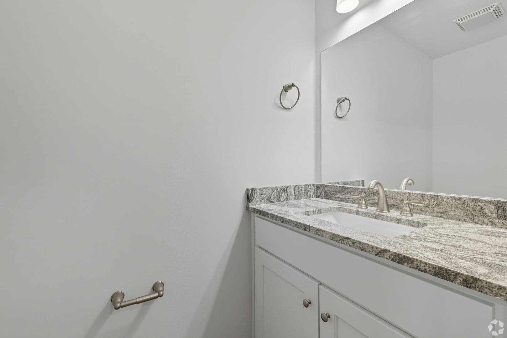 Valdosta Townhome: 5000 Hamilton Green Cir